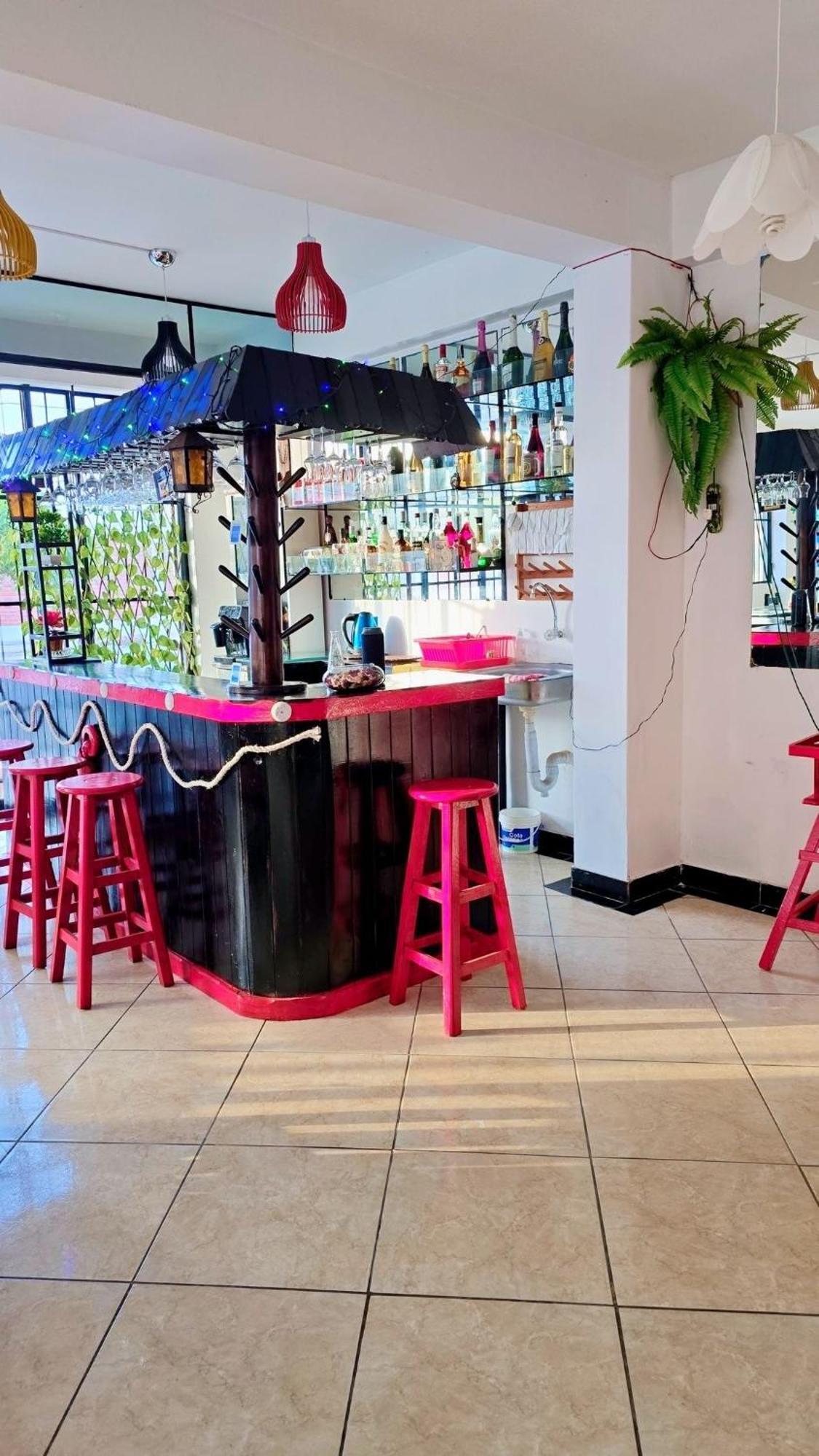 Hostal Costa Azzurra Cerro Azul Ngoại thất bức ảnh